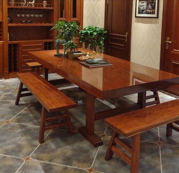 实木茶桌报价怎么样呢，实木茶桌优点情况有哪些呢？